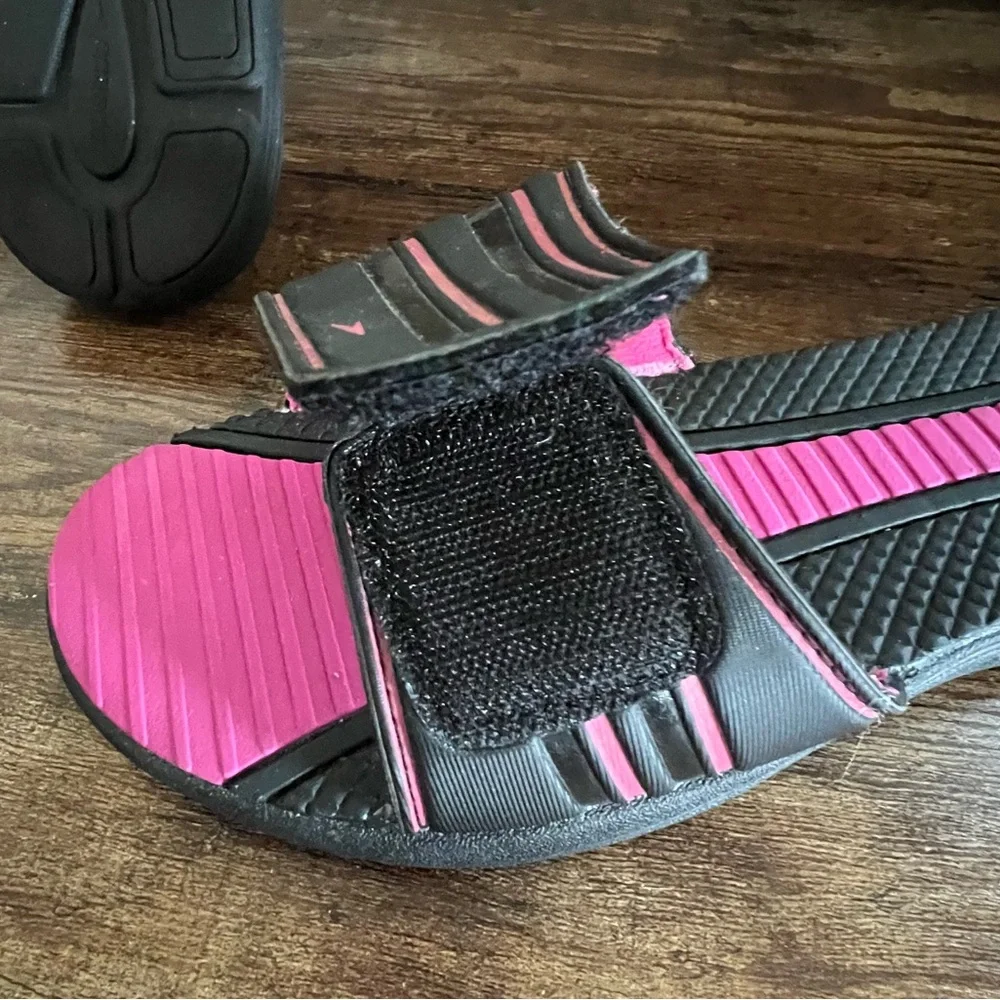 Speedo Slide Sandals Black Hot Pink Adjustable Strap Summer Pool Women's 10